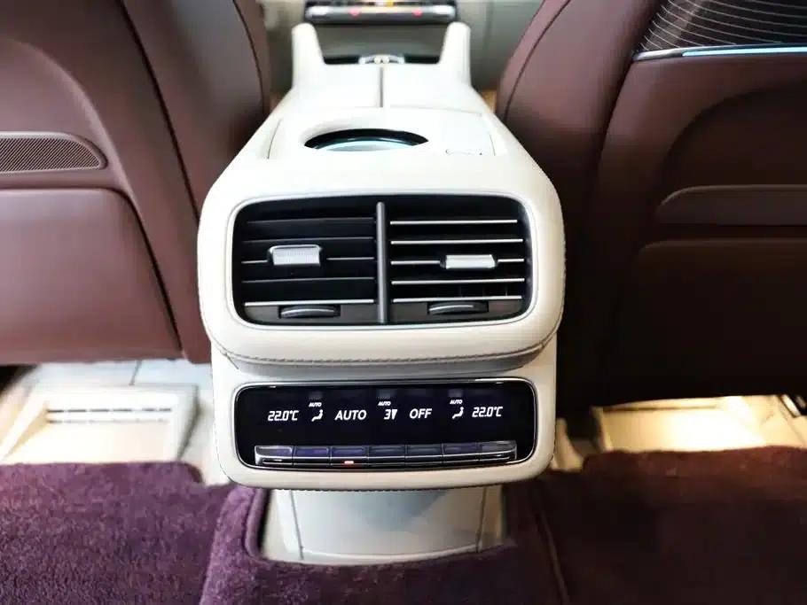 2022 Maybach GLS 480 4MATIC — миниатюра 24
