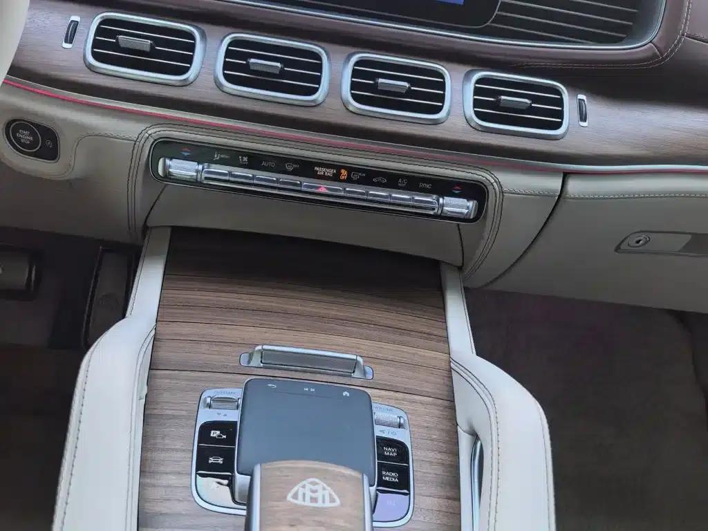 2024 Maybach GLS 600 4MATIC Elegance Edition — миниатюра 10