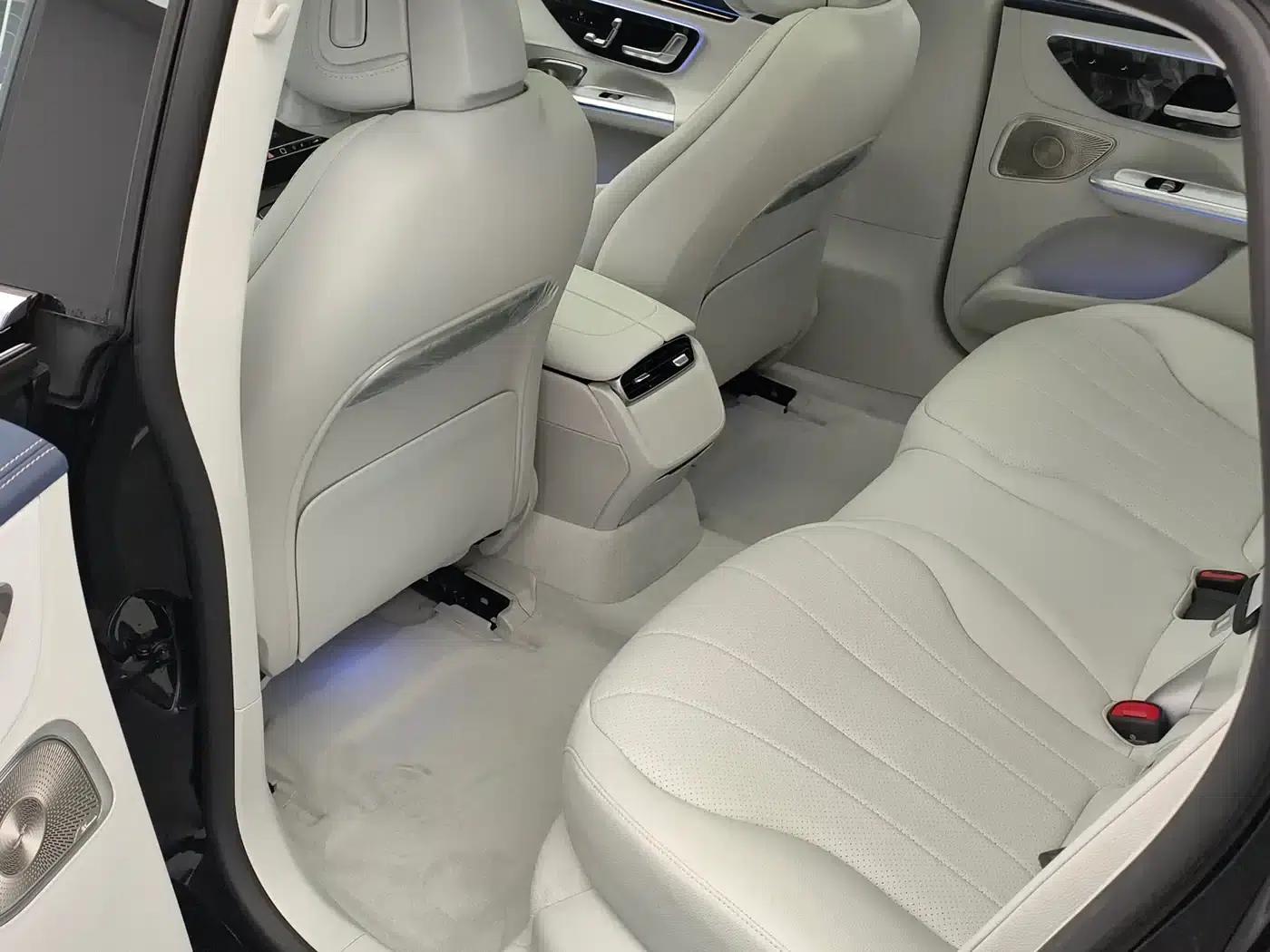 Mercedes-Benz EQE 2025 500 4MATIC Pioneer Edition — миниатюра 13