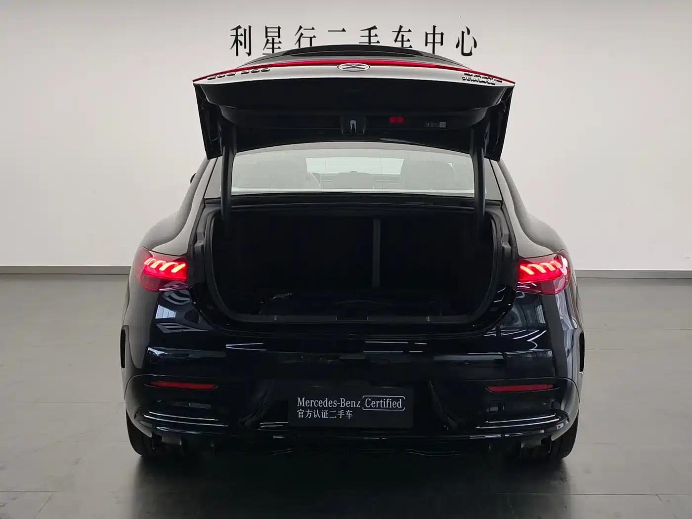 Mercedes-Benz EQE 2025 500 4MATIC Pioneer Edition — миниатюра 23
