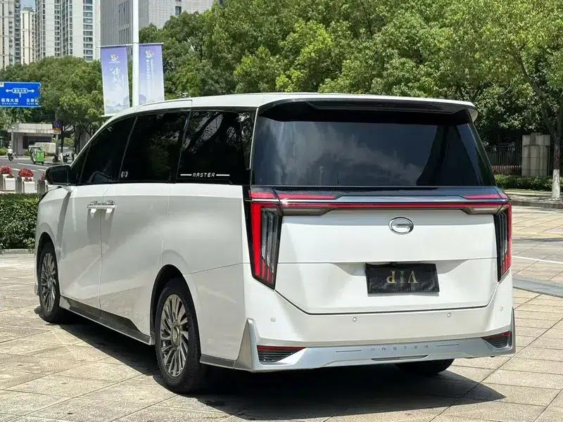 Trumpchi M8 2023 Master Series 2.0TGDI Flagship Edition — миниатюра 4