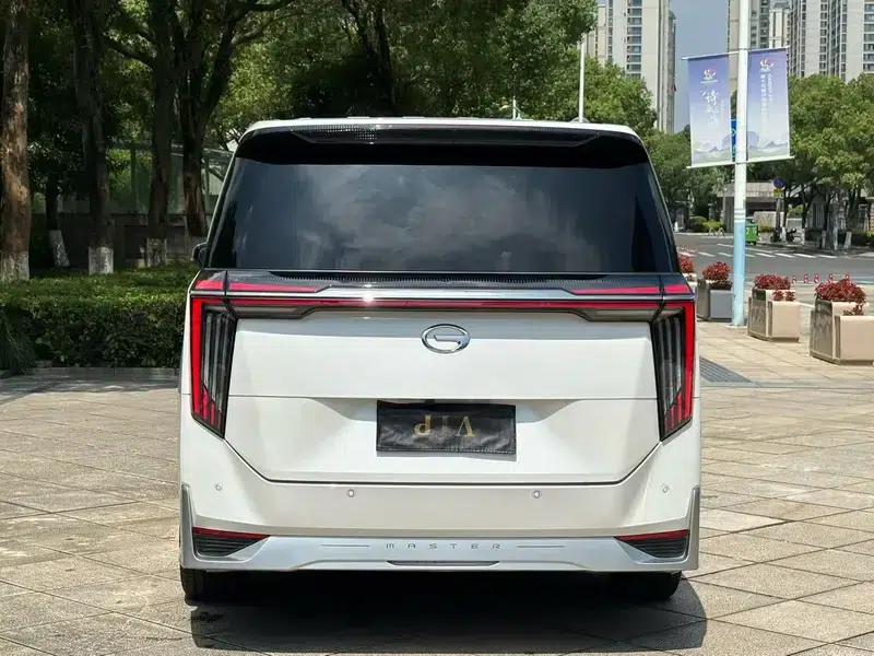 Trumpchi M8 2023 Master Series 2.0TGDI Flagship Edition — миниатюра 5