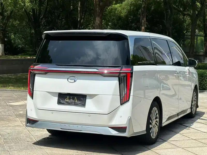 Trumpchi M8 2023 Master Series 2.0TGDI Flagship Edition — миниатюра 6