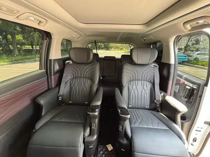 Trumpchi M8 2024 Master Series 2.0TM Super Hybrid — миниатюра 9