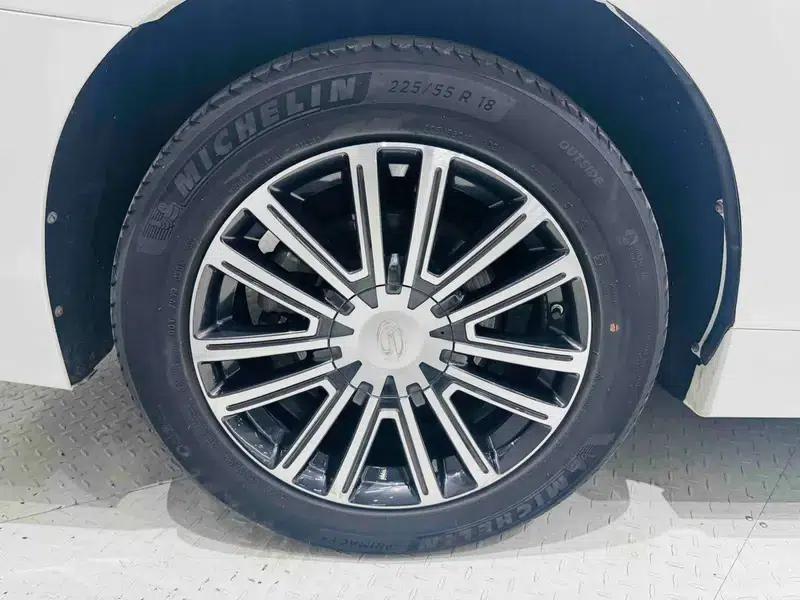 Trumpchi M8 2023 Leading Series 390T Premium Edition — миниатюра 14