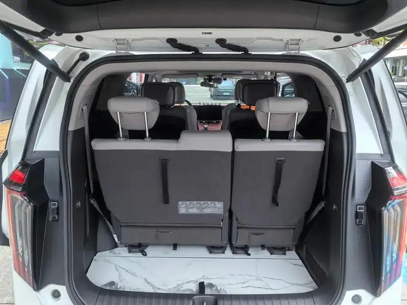 Trumpchi M8 2024 Master Series 2.0TGDI Premium Edition — миниатюра 20