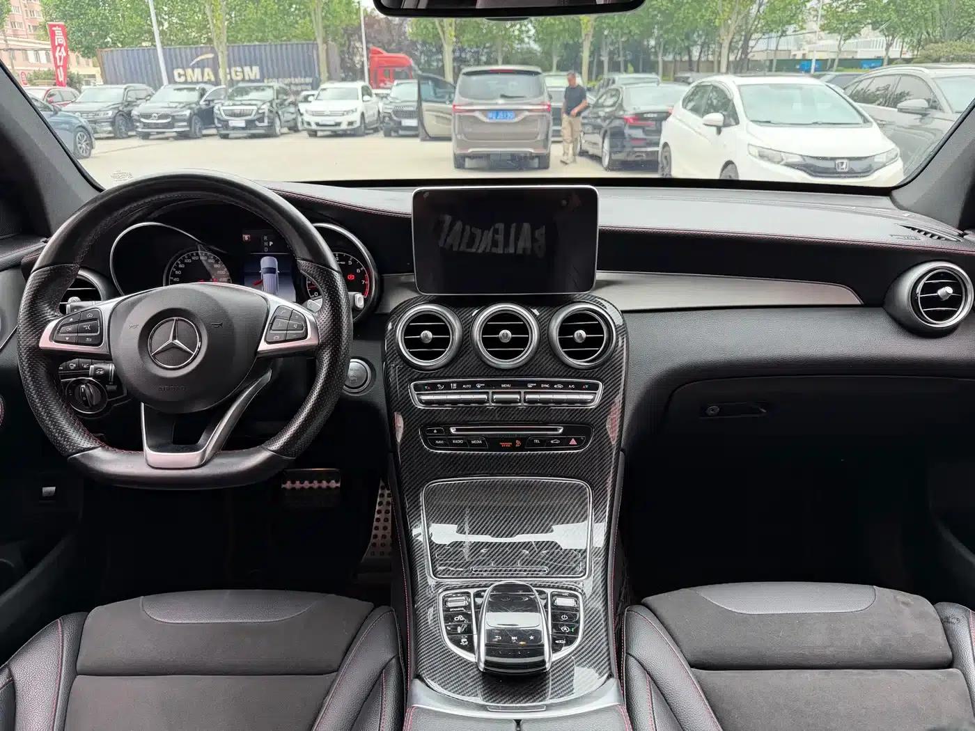 2017 Mercedes-Benz GLC AMG 43 4MATIC — миниатюра 9