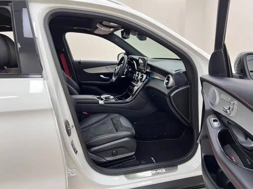 2017 Mercedes-Benz GLC AMG 43 4MATIC — миниатюра 17