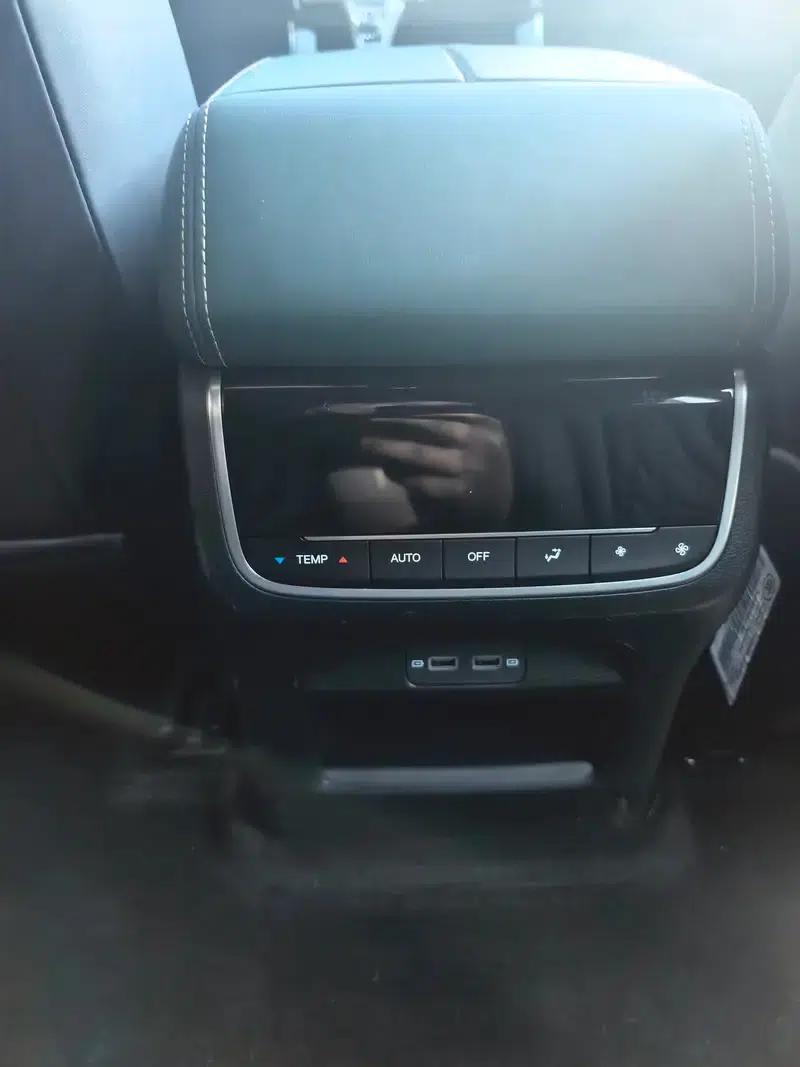 Trumpchi GS8 2022 Navigator Series 2.0TGDI 4WD Luxury Intelligent Connected 7-Seater — миниатюра 7
