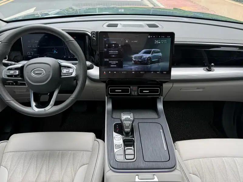 Trumpchi GS8 2022 Navigator Series 2.0TGDI 2WD Luxury Intelligent Connected 7-Seater — миниатюра 13