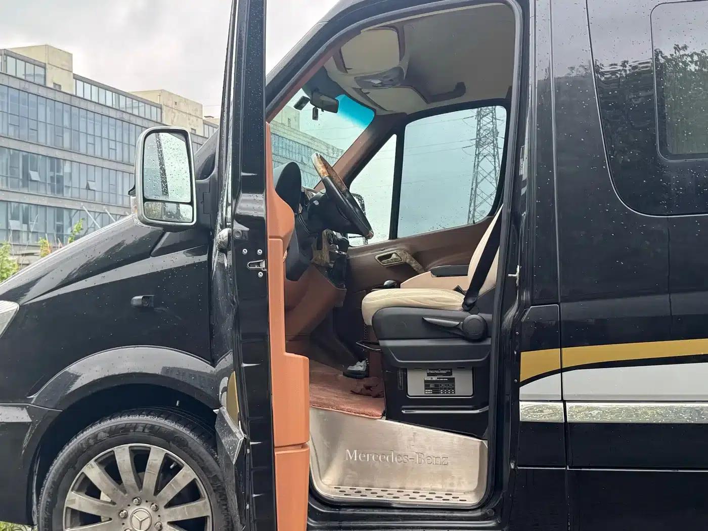 2016 Sprinter 3.5L Automatic — миниатюра 7