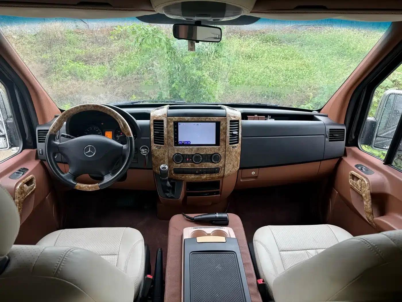 2016 Sprinter 3.5L Automatic — миниатюра 8