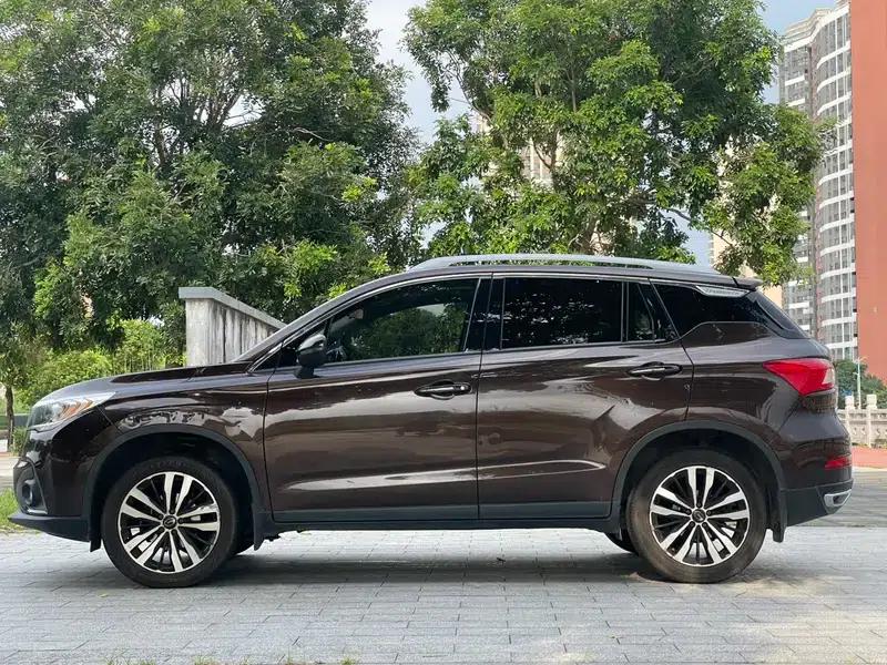 Trumpchi GS4 2016 235T G-DCT Luxury Edition — миниатюра 4