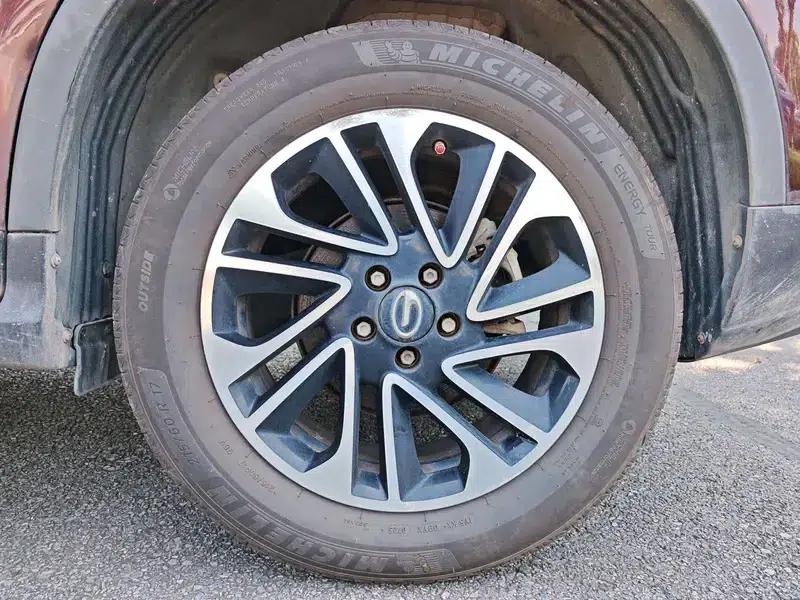 Trumpchi GS4 2016 235T G-DCT Elite Edition — миниатюра 9
