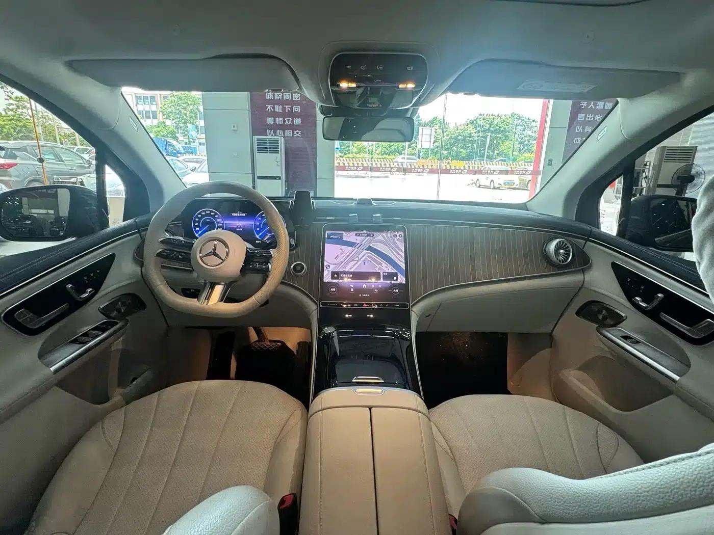 Mercedes-Benz EQE SUV 2024 500 4MATIC Luxury Edition — миниатюра 10