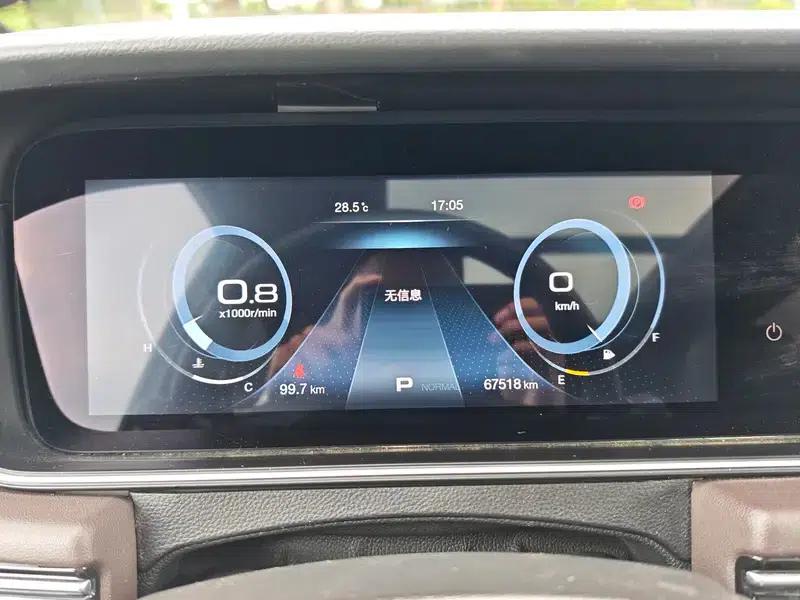 Trumpchi M6 2021 270T Automatic Luxury Edition 7-seater — миниатюра 16