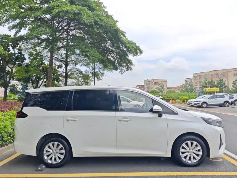 Trumpchi M6 2021 270T Automatic Luxury Edition 7-seater — миниатюра 8