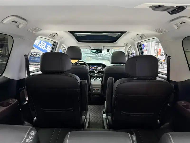Trumpchi M6 2021 270T Automatic Premium Edition 7-seater — миниатюра 17