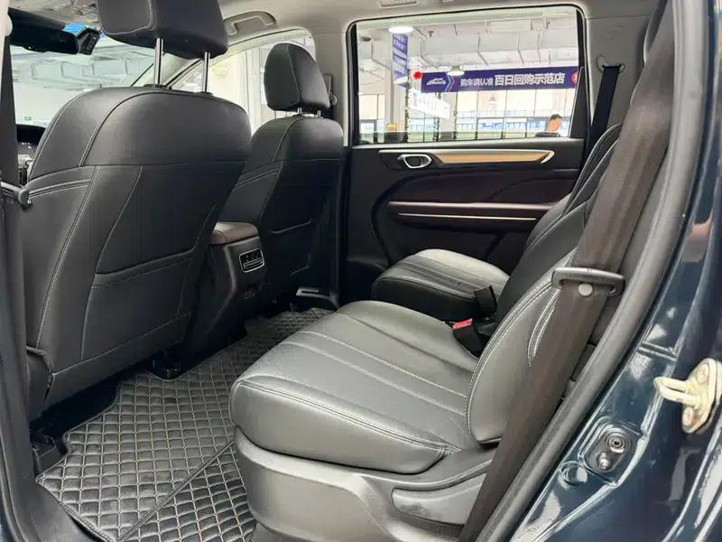 Trumpchi M6 2021 270T Automatic Premium Edition 7-seater — миниатюра 18
