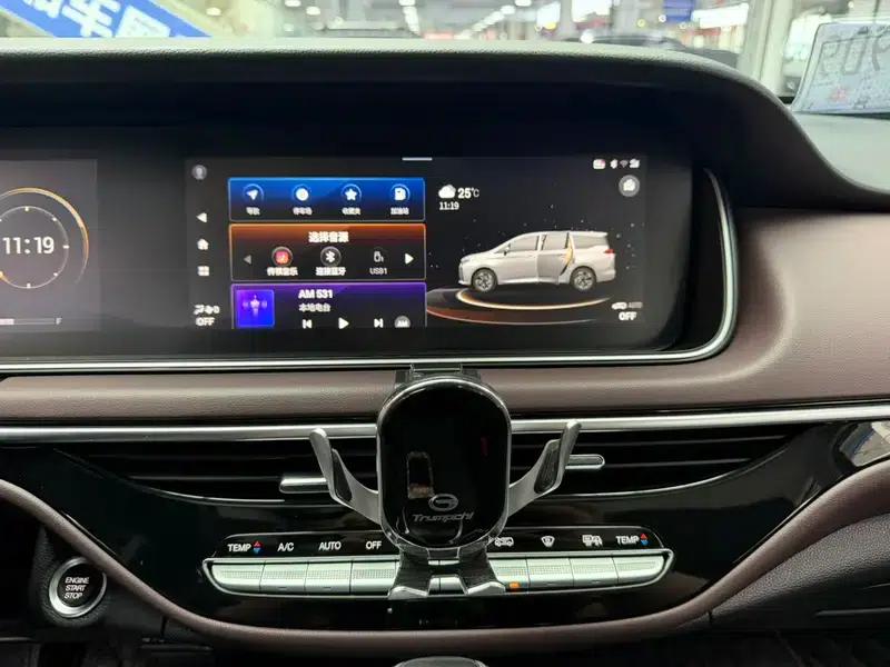 Trumpchi M6 2021 270T Automatic Premium Edition 7-seater — миниатюра 10