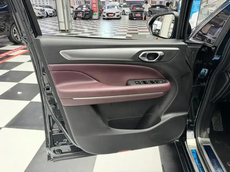 Trumpchi M6 2021 Pro 270T Automatic Luxury Edition — миниатюра 8