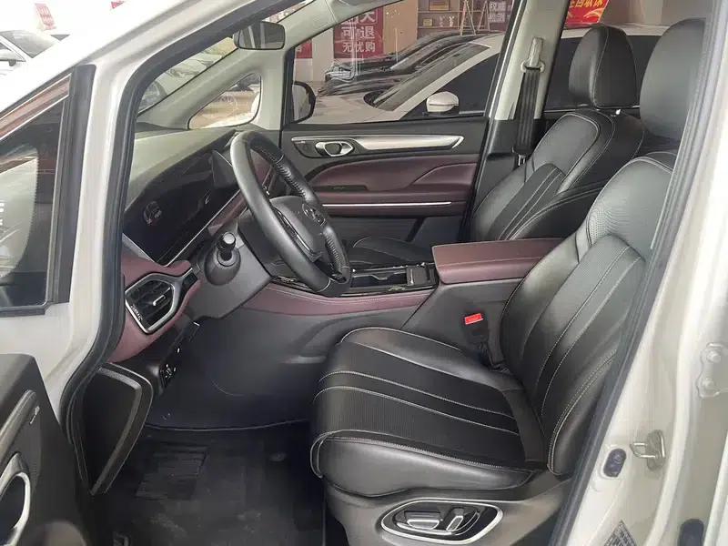 Trumpchi M6 2023 PRO 270T WDCT Luxury Edition — миниатюра 12
