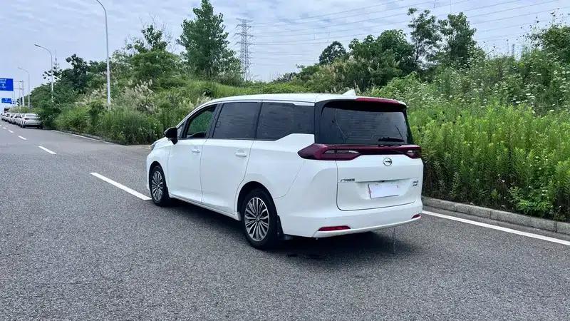 Trumpchi M6 2019 270T Automatic Premium Edition 7-seater National V Emission Standard — миниатюра 4