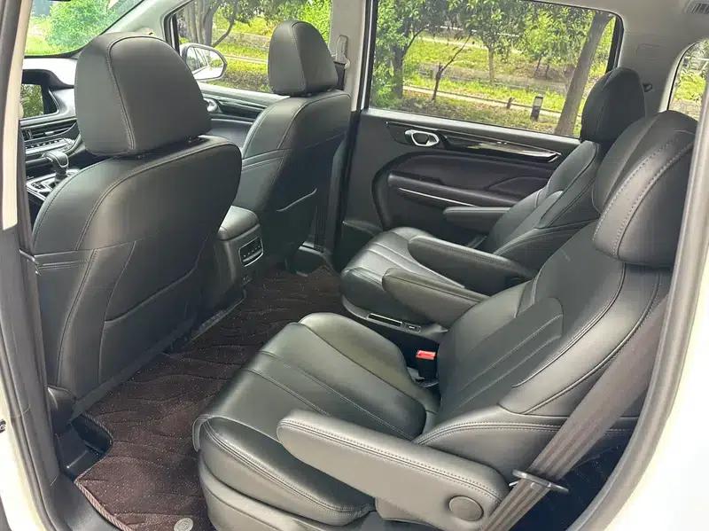 Trumpchi M6 2025 MAX 270T WDCT Luxury Edition — миниатюра 13