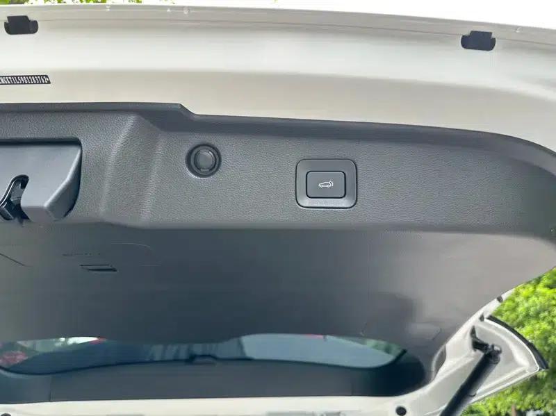 Trumpchi M6 2025 MAX 270T WDCT Luxury Edition — миниатюра 9
