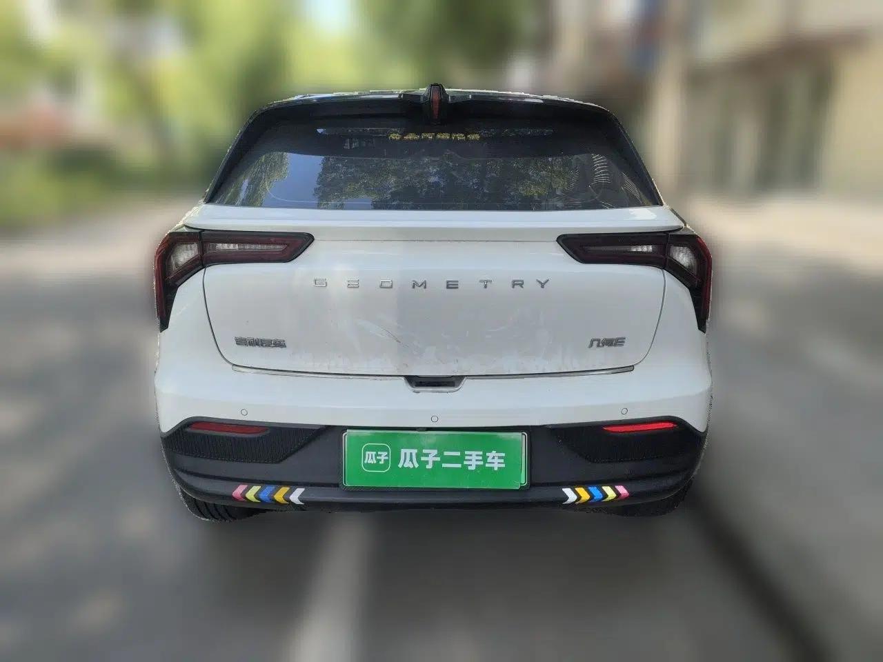 Geometry E Firefly 2023 401KM Linglong Tiger 5-Seater — миниатюра 5