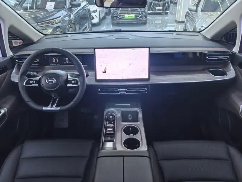 Trumpchi E8 2024 Glory Series 2.0ATK Glory Edition — миниатюра 12