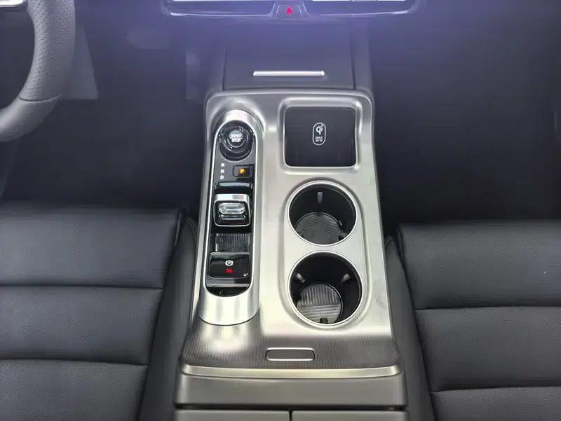 Trumpchi E8 2024 Glory Series 2.0ATK Glory Edition — миниатюра 15