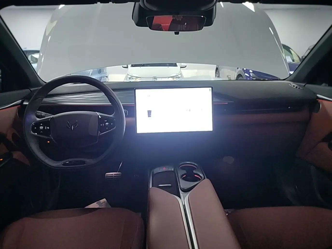 ARCFOX Alpha T5 2026 Model Range-Extended 1215 Yuanjing Smart Driving Version — миниатюра 12