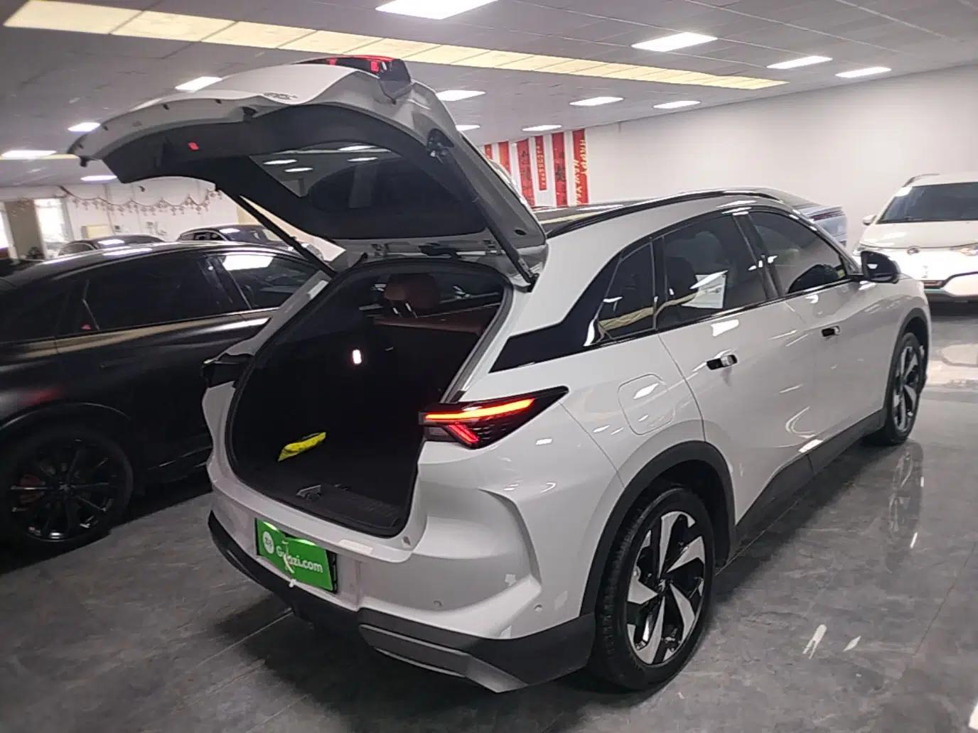 ARCFOX Alpha T5 2026 Model Range-Extended 1215 Yuanjing Smart Driving Version — миниатюра 22