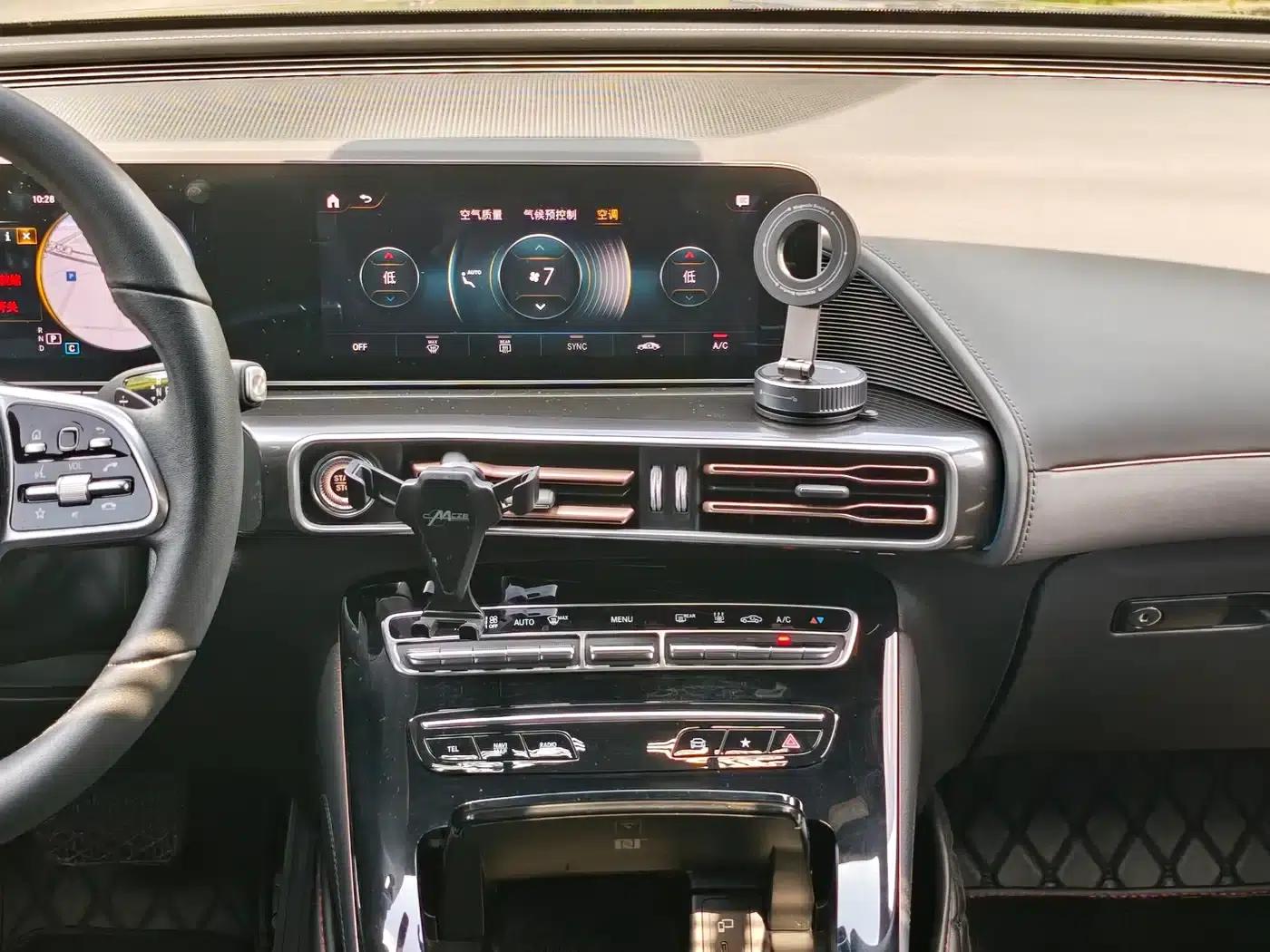 Mercedes-Benz EQC 2021 Model EQC 400 4MATIC — миниатюра 21