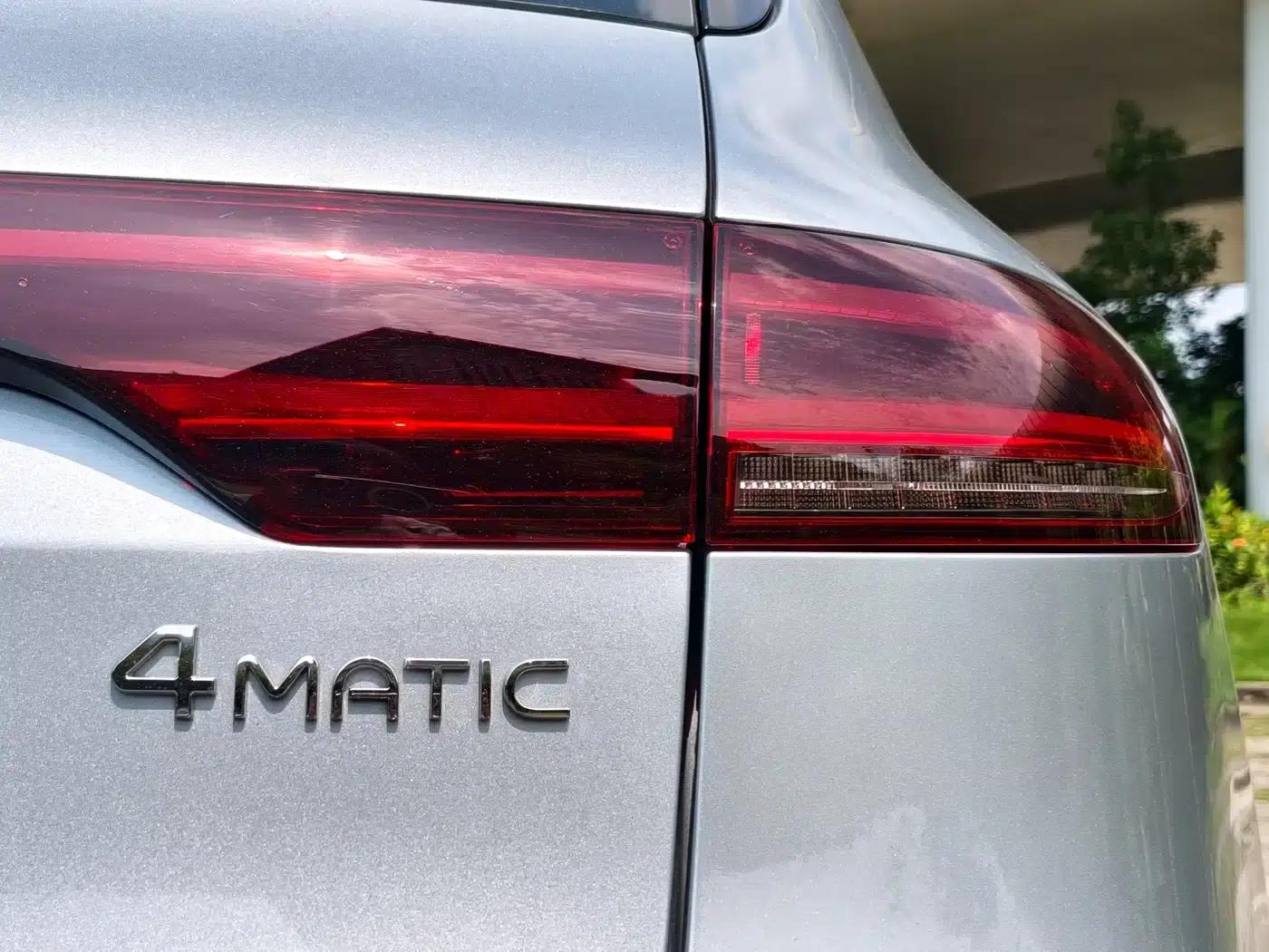 Mercedes-Benz EQC 2021 Model EQC 400 4MATIC — миниатюра 8