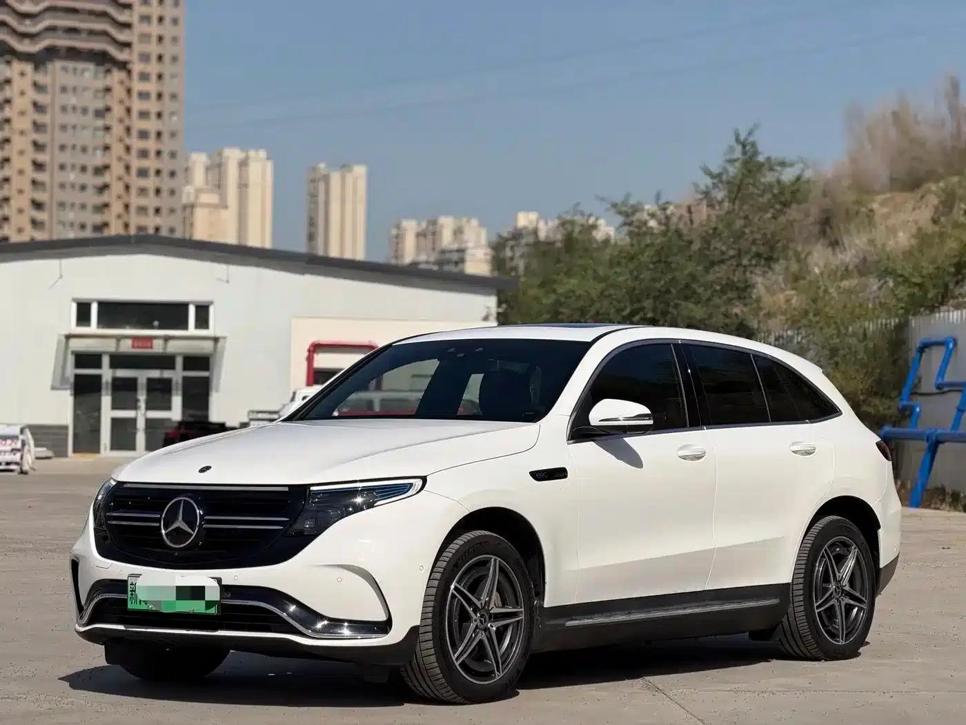 Mercedes-Benz EQC 2021 Model EQC 400 4MATIC — миниатюра 1