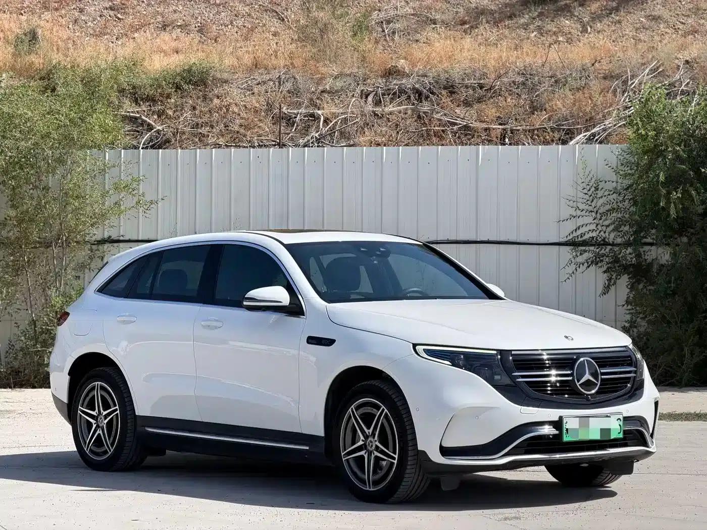 Mercedes-Benz EQC 2021 Model EQC 400 4MATIC — миниатюра 2