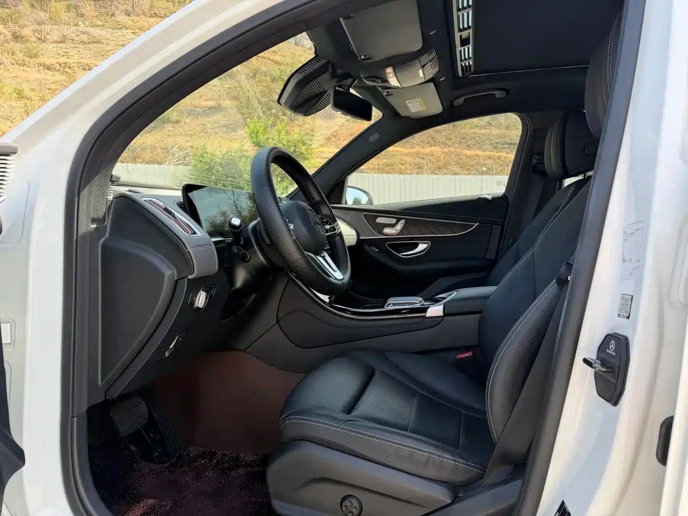 Mercedes-Benz EQC 2021 Model EQC 400 4MATIC — миниатюра 9