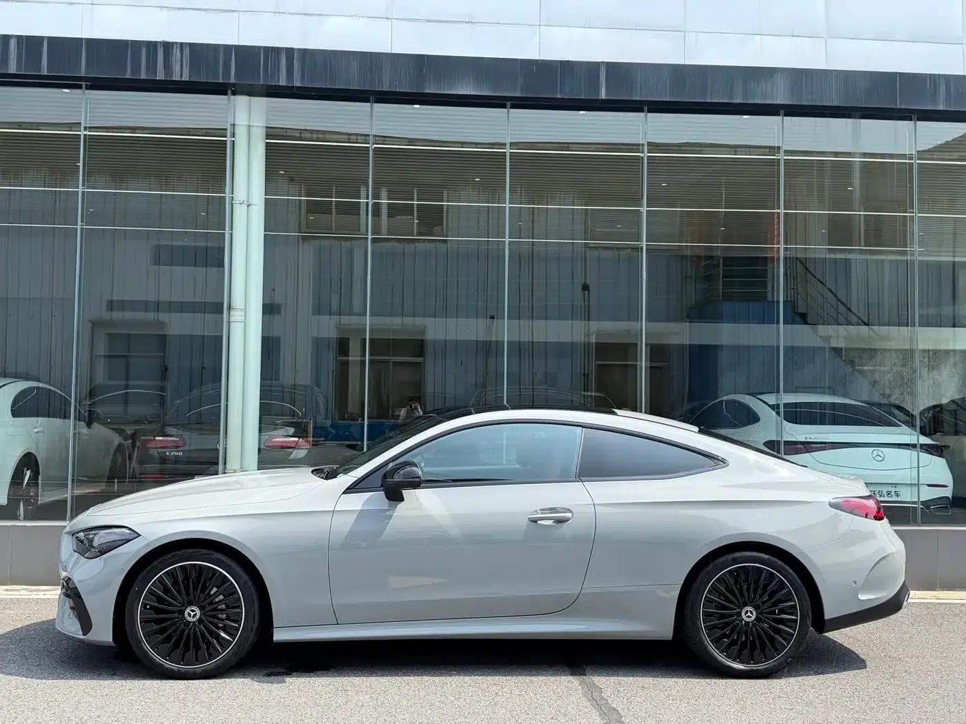 Mercedes-Benz CLE 2024 CLE 300 4MATIC Luxury Coupe — миниатюра 5