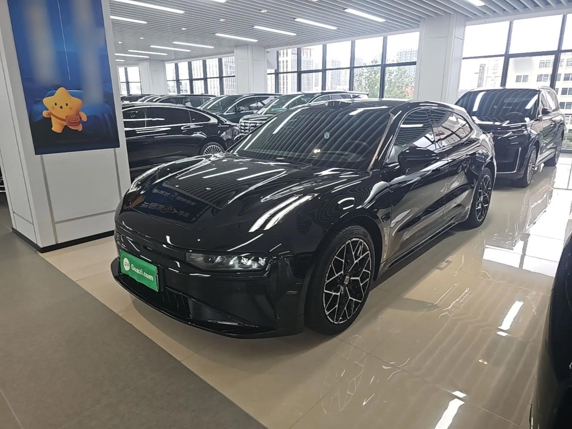 Zeekr 001 2025 WE Edition 95 kWh All-Wheel Drive — миниатюра 1