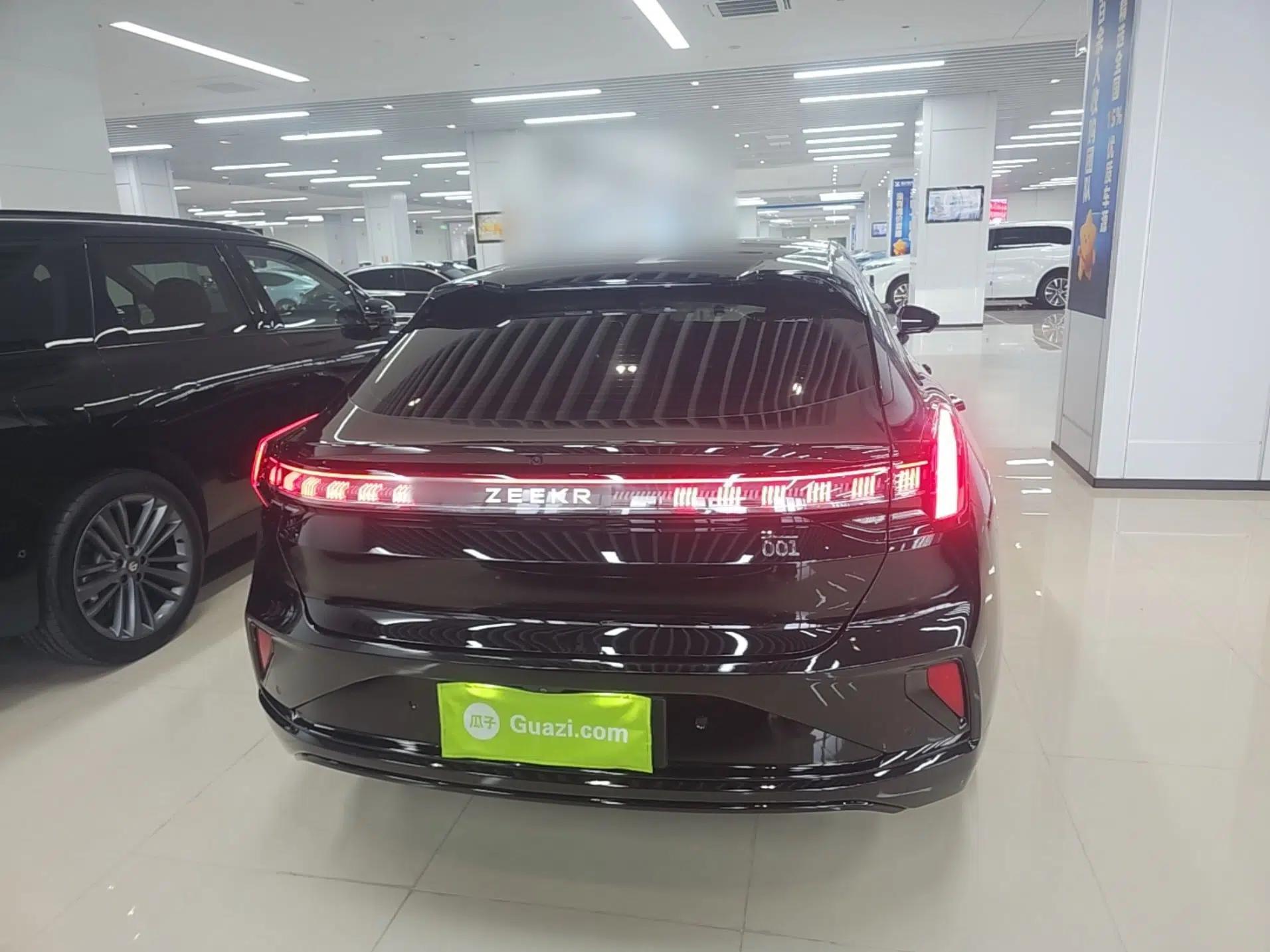 Zeekr 001 2025 WE Edition 95 kWh All-Wheel Drive — миниатюра 5