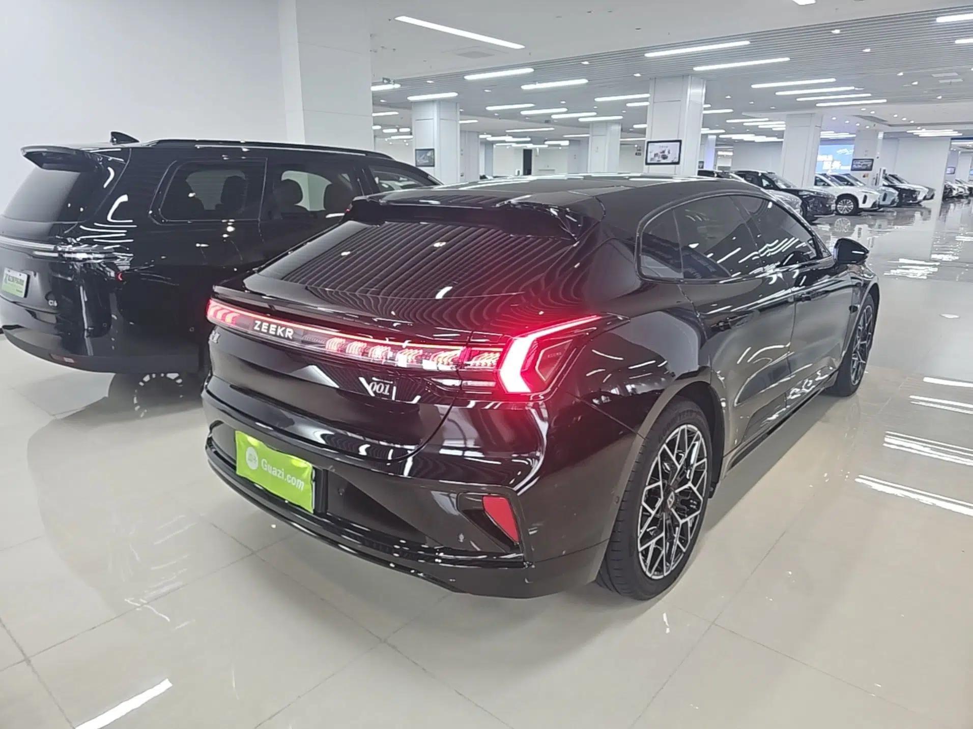 Zeekr 001 2025 WE Edition 95 kWh All-Wheel Drive — миниатюра 6