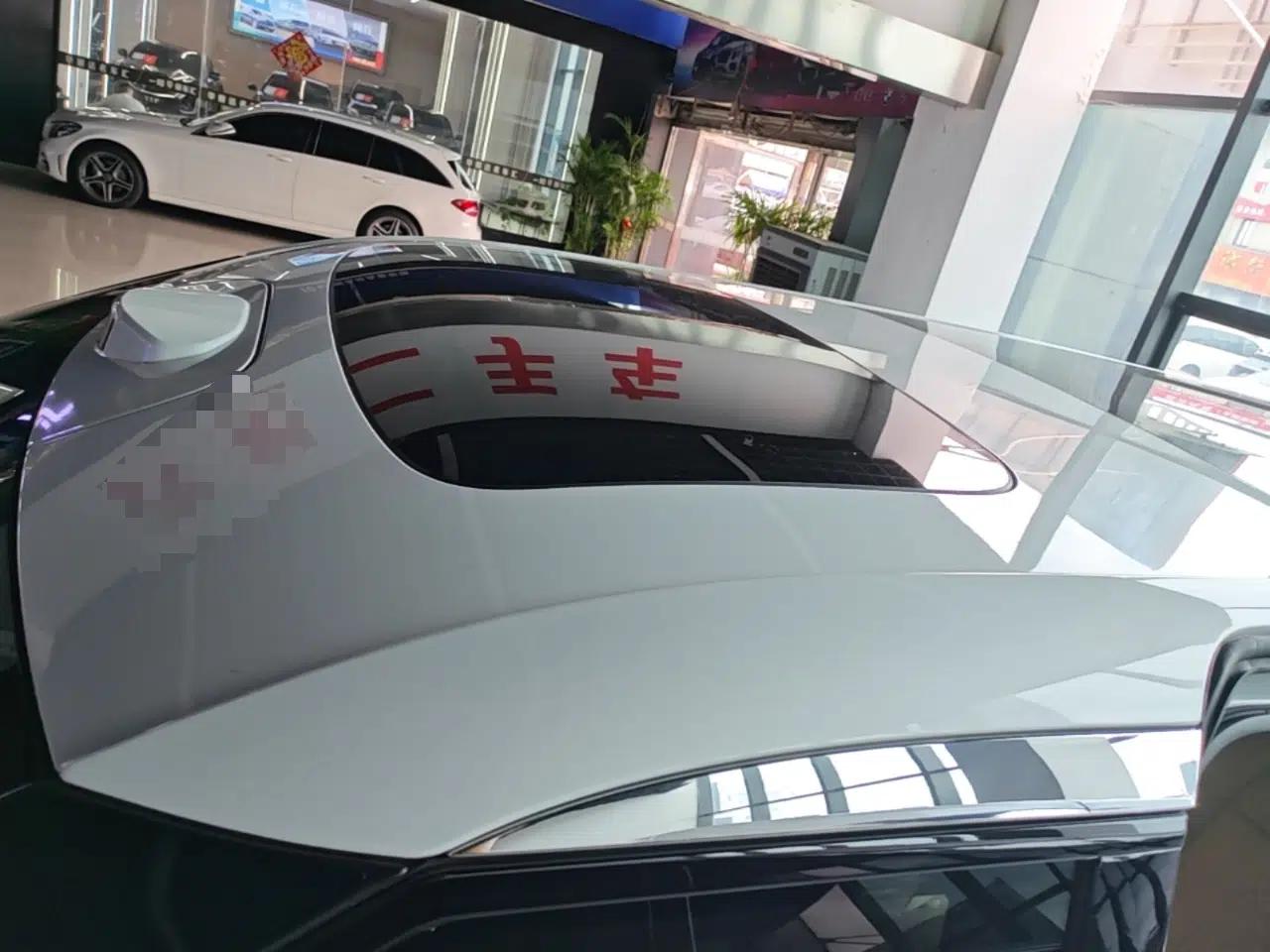 Zeekr 009 2024 Six-Seat Executive Version 4WD 108 kWh — миниатюра 7