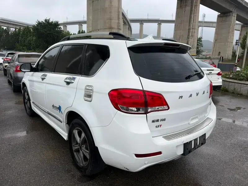 Haval H6 2016 Upgraded Version 1.5T Manual 2WD Urban Edition — миниатюра 4