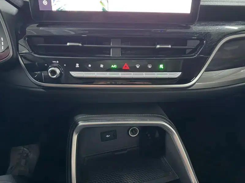 Haval H6 2023 National Trend Edition 1.5T Automatic Champion Edition — миниатюра 7