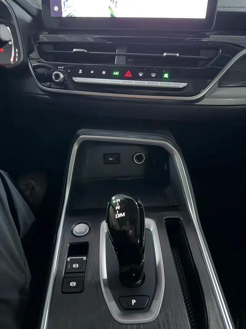 Haval H6 2023 National Trend Edition 1.5T Automatic Champion Edition — миниатюра 9