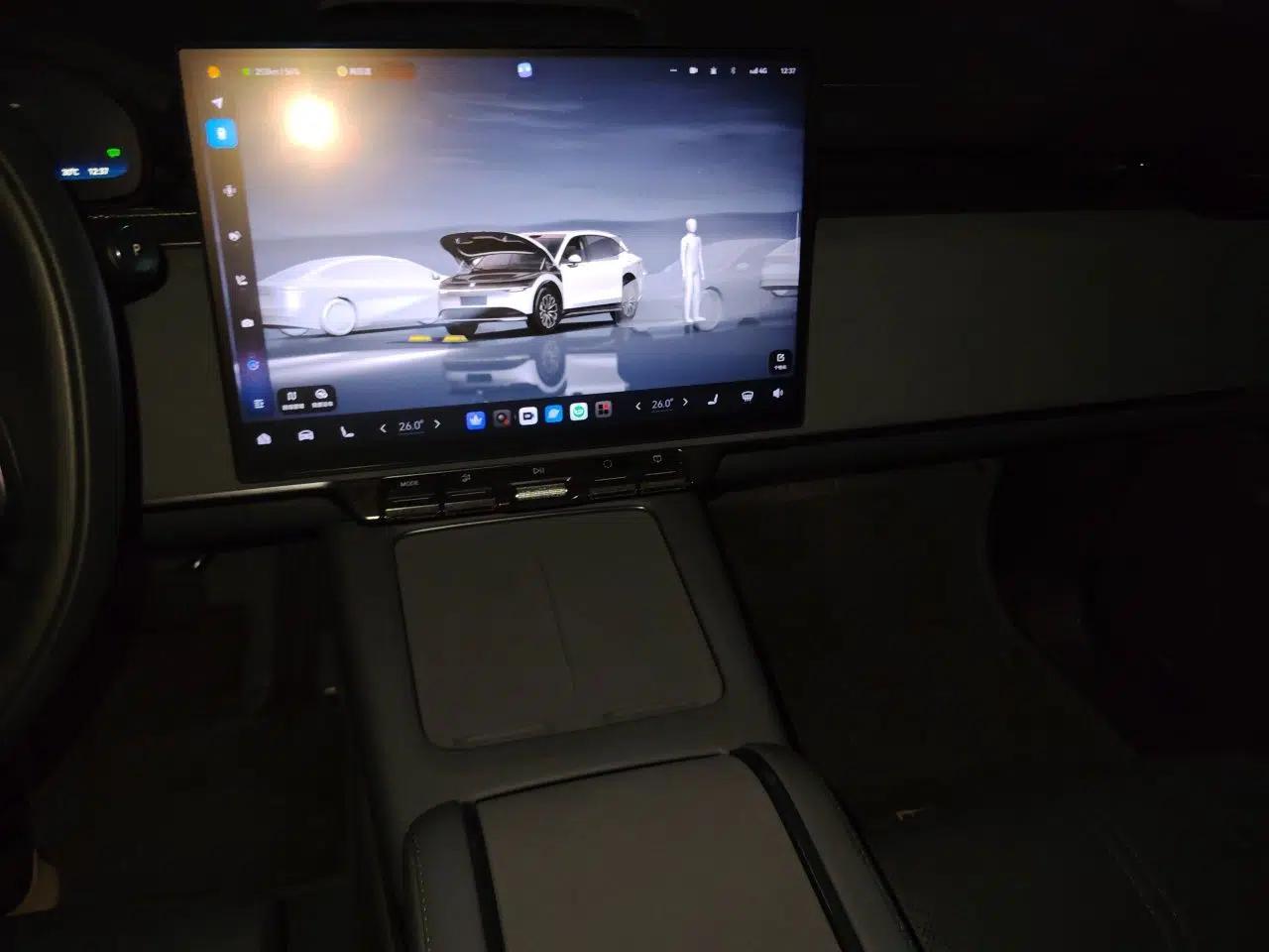Zeekr 7X 2025 75 kWh Rear-Wheel Drive Intelligent Driving Version — миниатюра 13