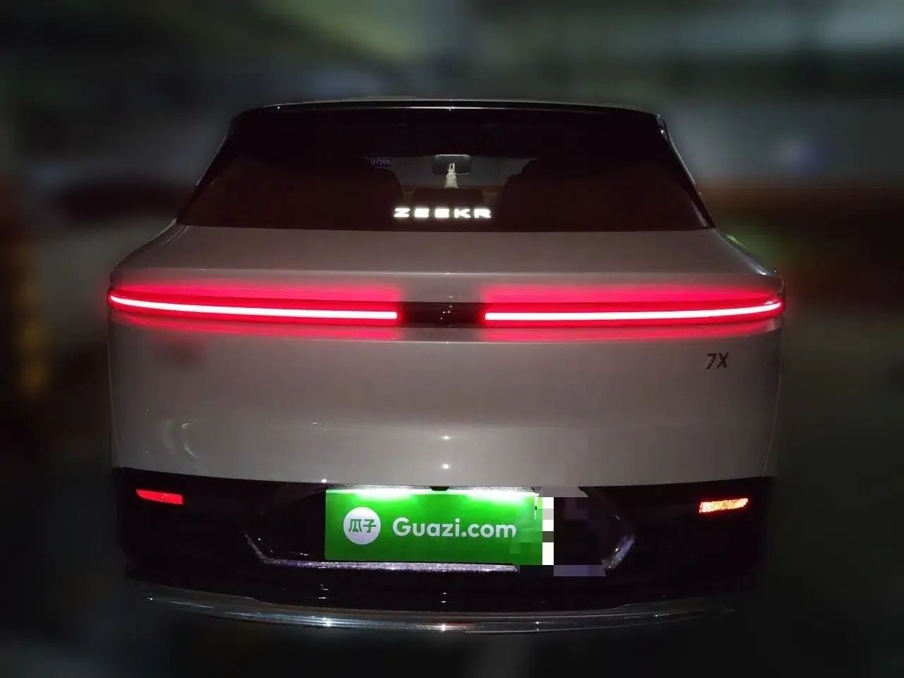 Zeekr 7X 2025 75 kWh Rear-Wheel Drive Intelligent Driving Version — миниатюра 5