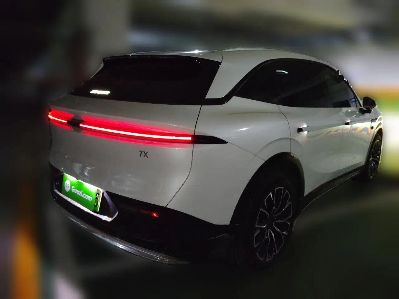 Zeekr 7X 2025 75 kWh Rear-Wheel Drive Intelligent Driving Version — миниатюра 6